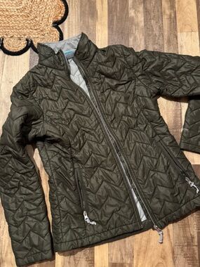Free Country olive green puffer down filled Zip Jacket size small like new
